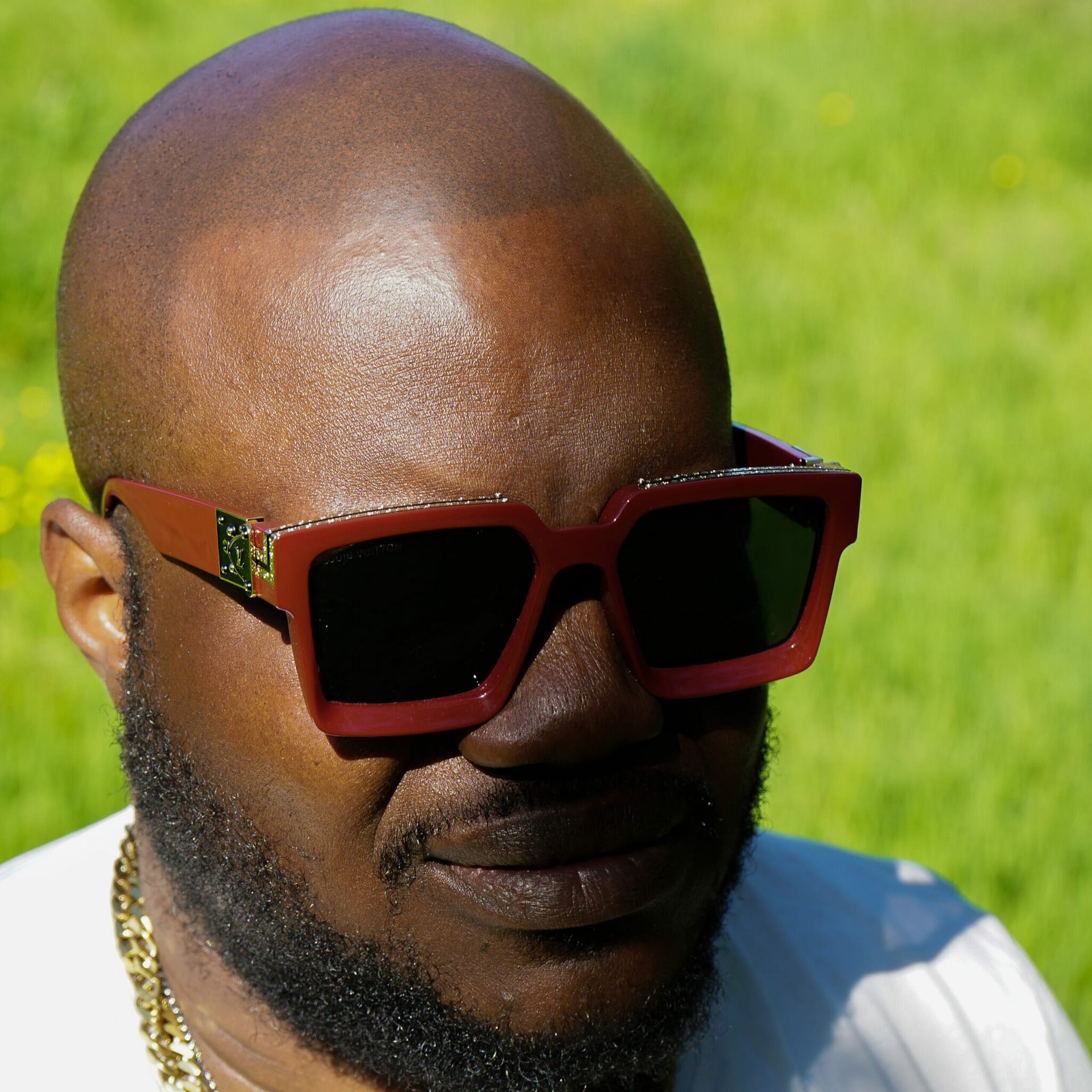 L’élégance d’un style : tricopigmentation sur peau noire pour un effet rasé parfait